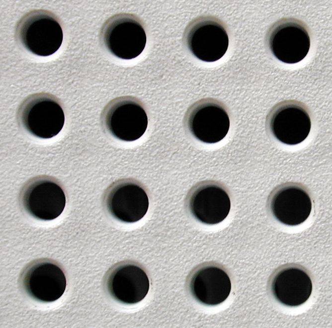 Perforated distribution plate texture