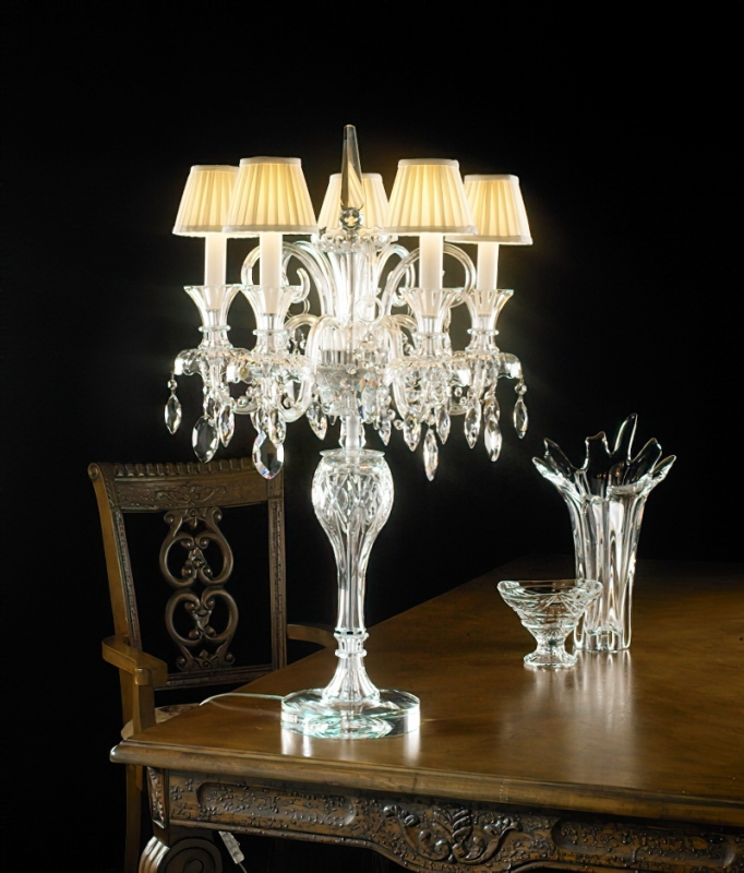Crystal Chandelier Table Lamp 3d rendering